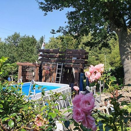 Frankes Lodge Apartment Mit Garten Und Pool, 6 Einzelbetten, Parkplatz エッセン エクステリア 写真