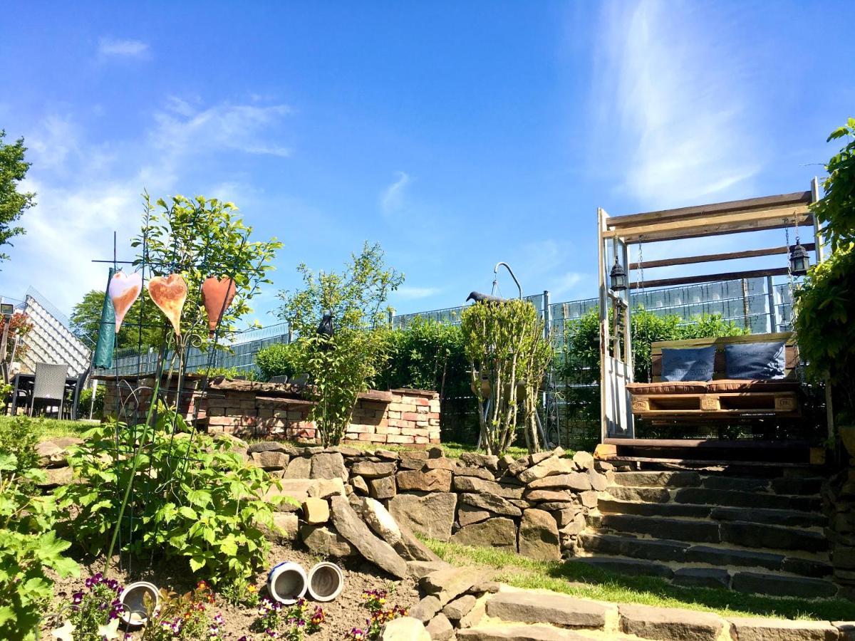 Frankes Lodge Apartment Mit Garten Und Pool, 6 Einzelbetten, Parkplatz エッセン エクステリア 写真