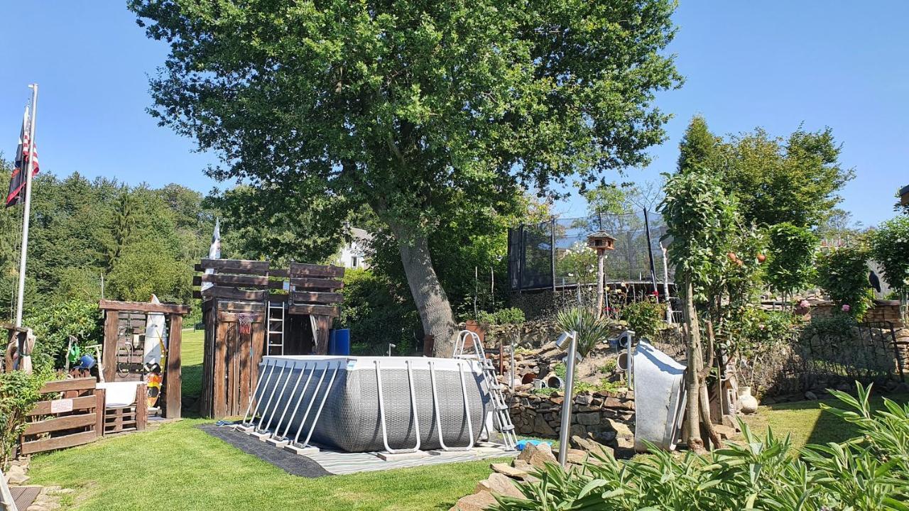 Frankes Lodge Apartment Mit Garten Und Pool, 6 Einzelbetten, Parkplatz エッセン エクステリア 写真