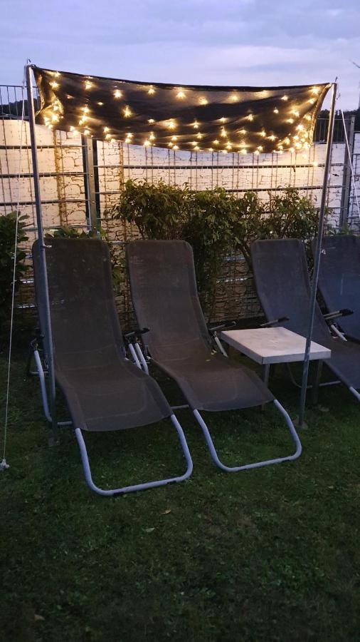 Frankes Lodge Apartment Mit Garten Und Pool, 6 Einzelbetten, Parkplatz エッセン エクステリア 写真
