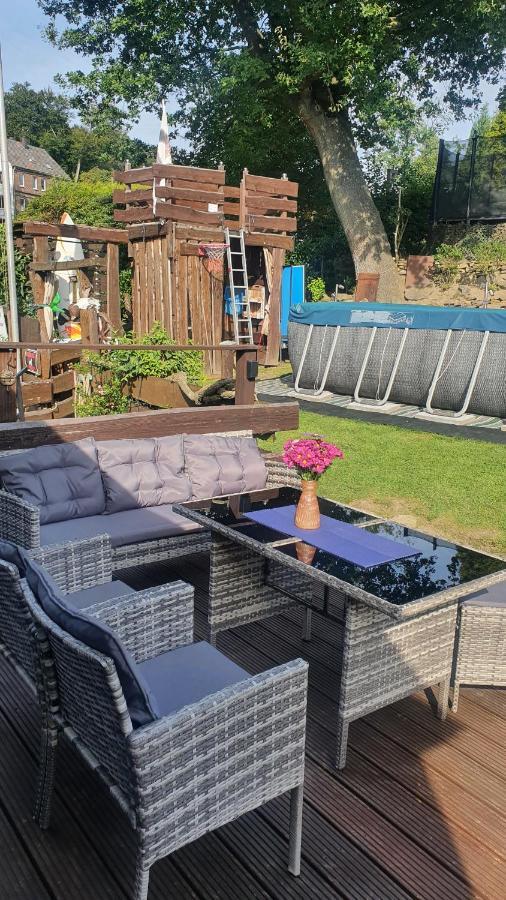 Frankes Lodge Apartment Mit Garten Und Pool, 6 Einzelbetten, Parkplatz エッセン エクステリア 写真