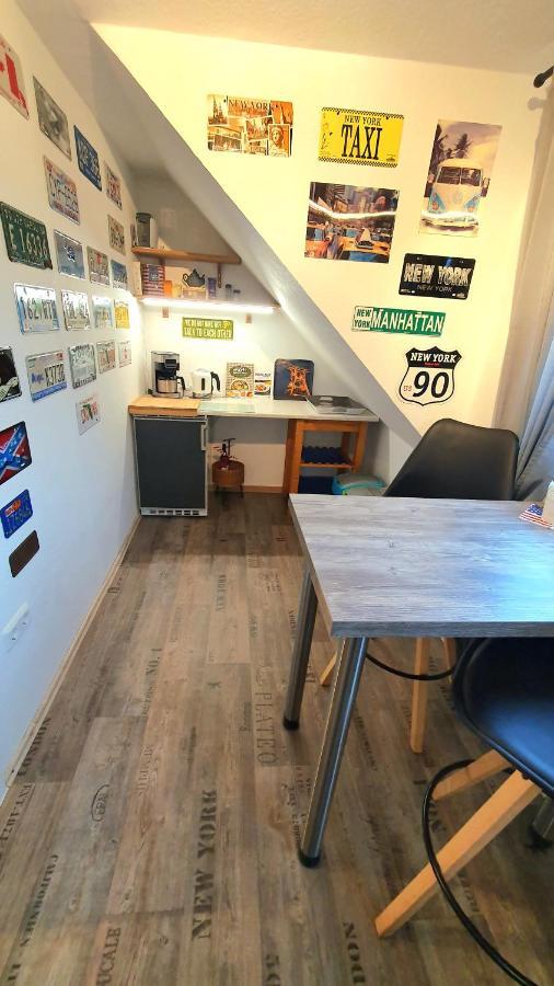 Frankes Lodge Apartment Mit Garten Und Pool, 6 Einzelbetten, Parkplatz エッセン エクステリア 写真