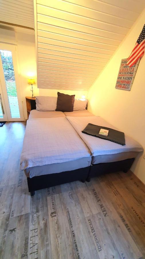 Frankes Lodge Apartment Mit Garten Und Pool, 6 Einzelbetten, Parkplatz エッセン エクステリア 写真