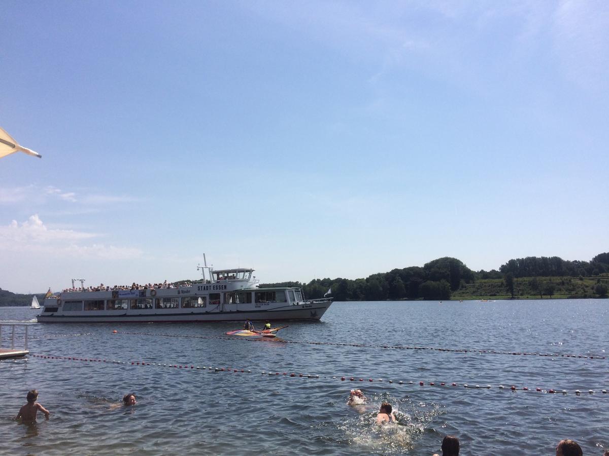 Frankes Lodge Apartment Mit Garten Und Pool, 6 Einzelbetten, Parkplatz エッセン エクステリア 写真